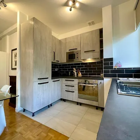 Jardin Boissiere Esclusivo 90mq Con Giardino Privato Apartment